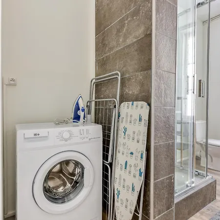 Apartment O Grand Carnot/hyper Centre/proche Gare Carcassonne